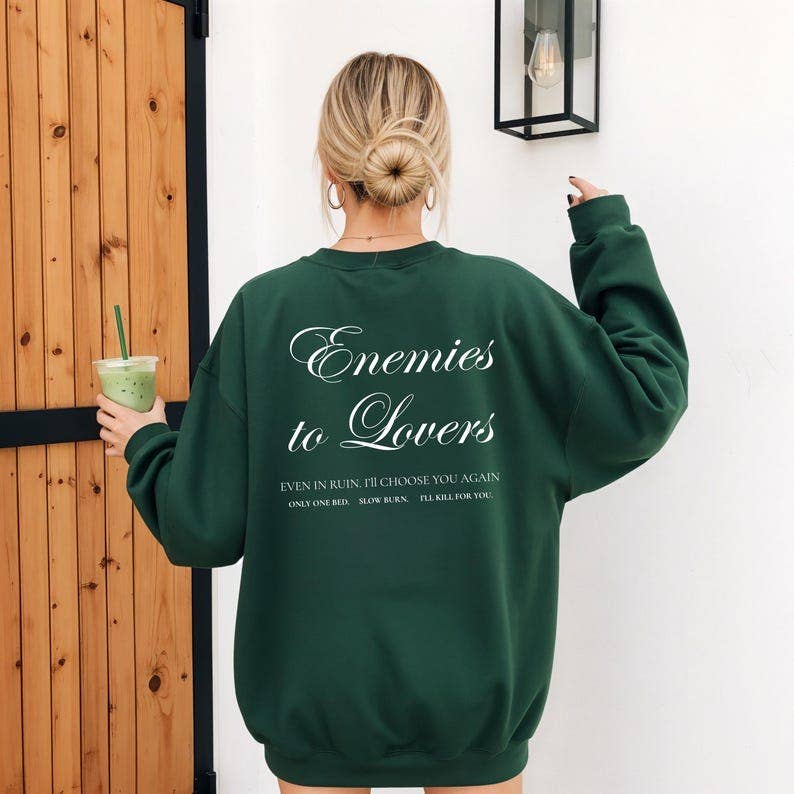 Camisola com capuz "De inimigos a amantes", presente para amantes de livros, camisola literária: Preto / M / Sweatshirt