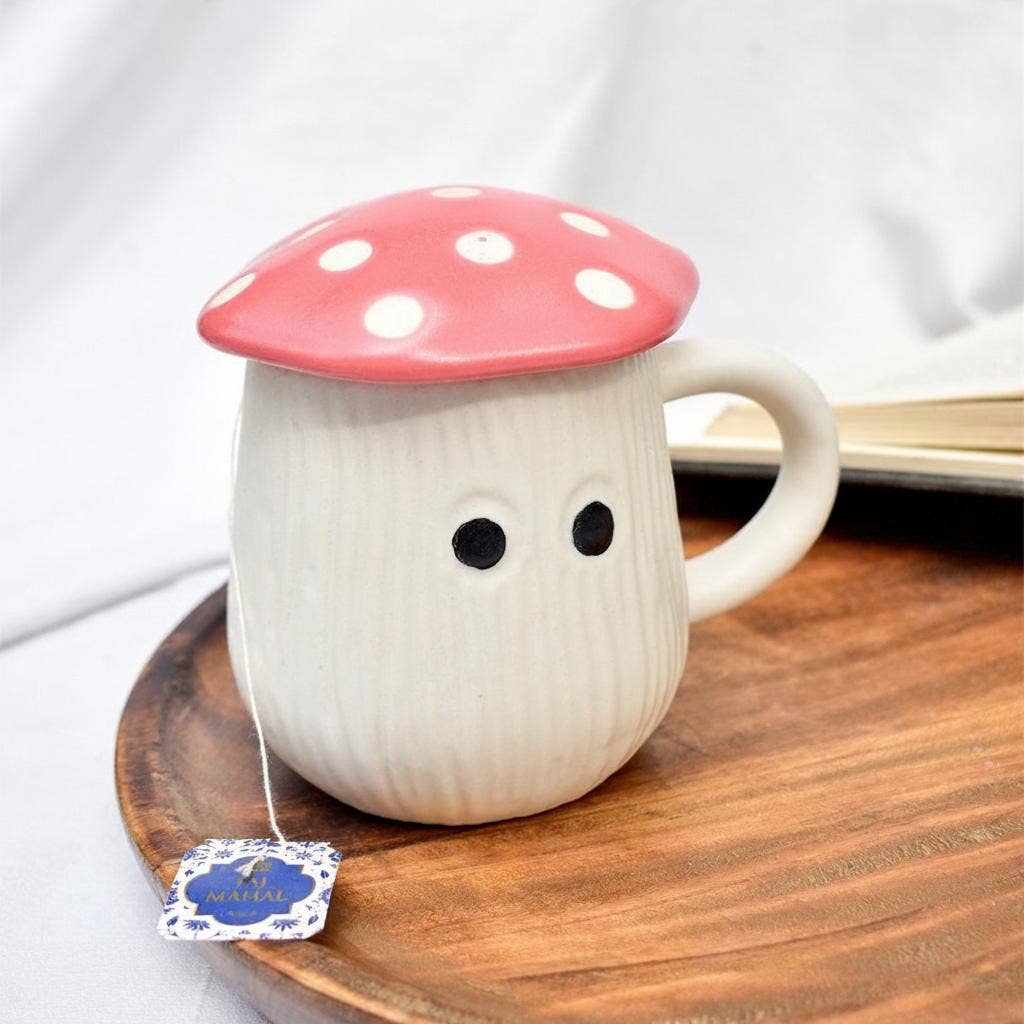 Caneca | Tampa em forma de chapéu de cogumelo em cerâmica | Branca e vermelha
